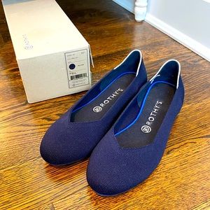 ROTHY’S - Like new Navy Flats